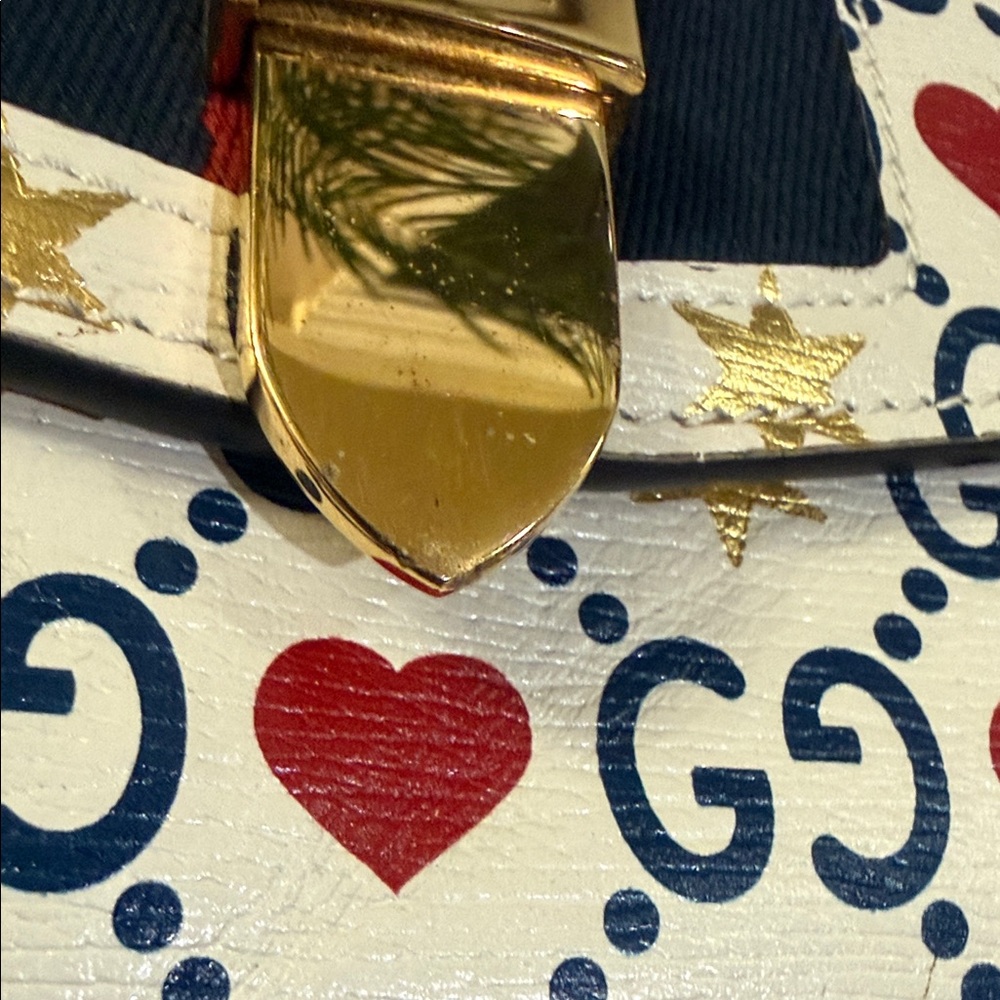 Gucci Limited Edition Leather Sylvie Valentines Day Wallet w/After Market Chain - Picture 14 of 14